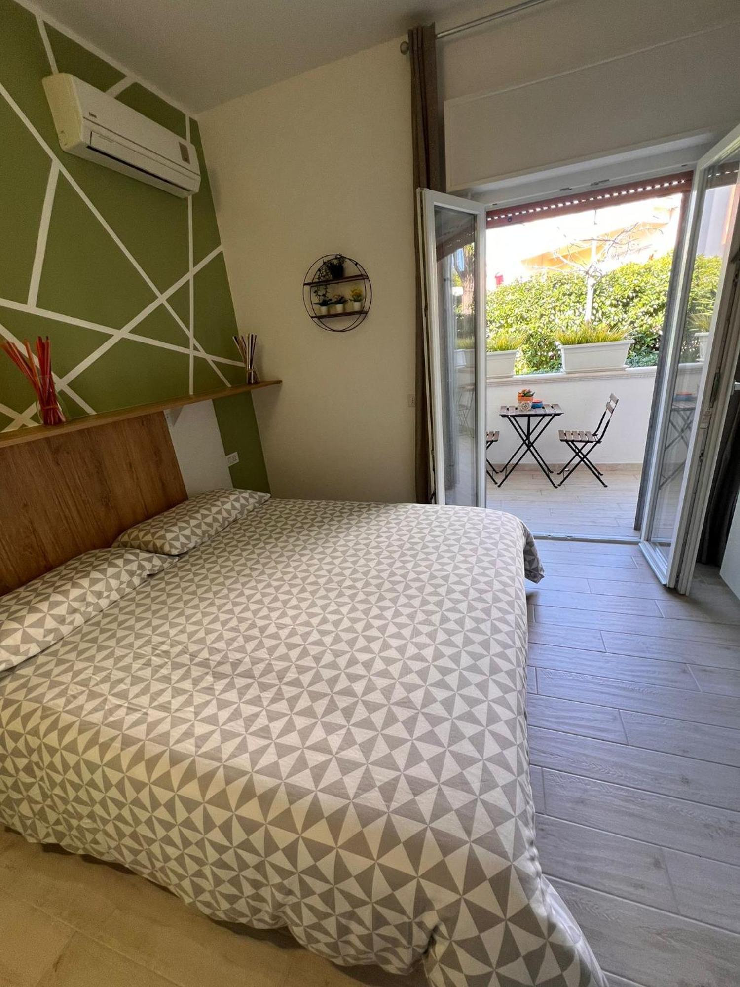 タラント L'Alba Sullo Jonio Bed & Breakfast エクステリア 写真